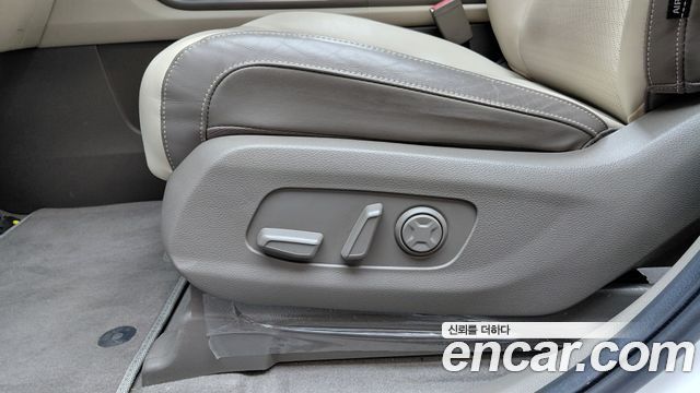 Kia Carnival (IV) Gasoline 9-Seater Signature 2023 — фото 34