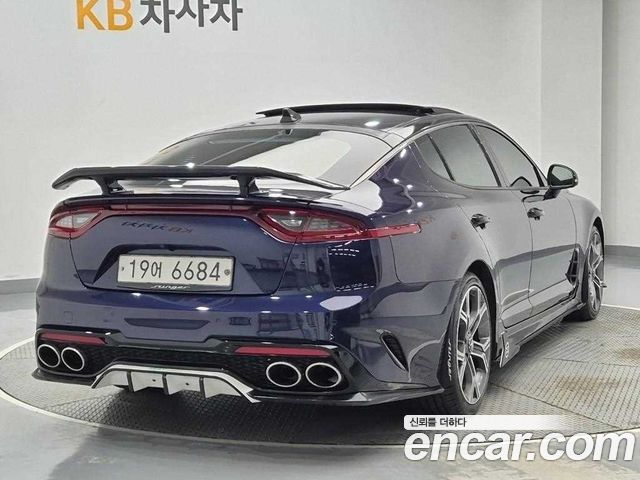 Kia Stinger 3.3 Turbo AWD GT 2020 — фото 3