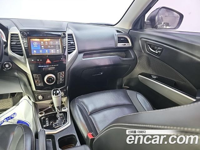 KG Mobility (SsangYong) Tivoli Armor VX 2WD 2016 — фото 15