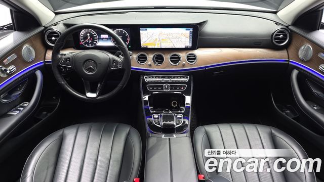 Mercedes-Benz E-Class (W213) E300 4MATIC Exclusive 2018 — фото 7