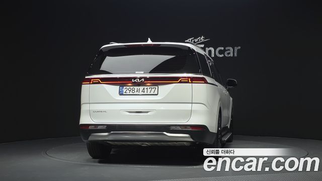 Kia Carnival (IV) Gasoline 9-Seater Signature 2023 — фото 4