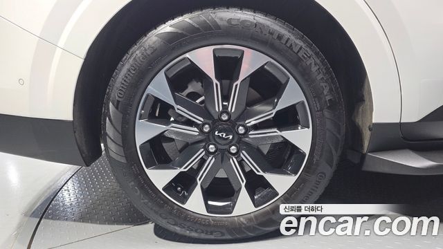 Kia Carnival (IV) Gasoline 9-Seater Signature 2023 — фото 5