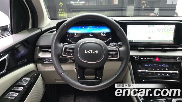 Kia Carnival (IV) Gasoline 9-Seater Signature 2023 — фото 18