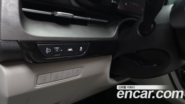 Kia Carnival (IV) Gasoline 9-Seater Signature 2023 — фото 38