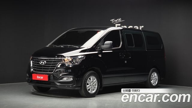 Hyundai Grand Starex Van 5-Seater Modern 2020 — фото 1