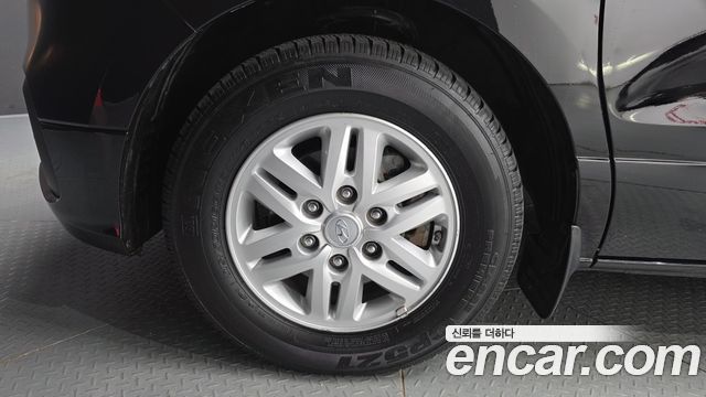 Hyundai Grand Starex Van 5-Seater Modern 2020 — фото 5