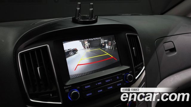 Hyundai Grand Starex Van 5-Seater Modern 2020 — фото 16