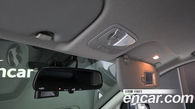 Hyundai Grand Starex Van 5-Seater Modern 2020 — фото 17