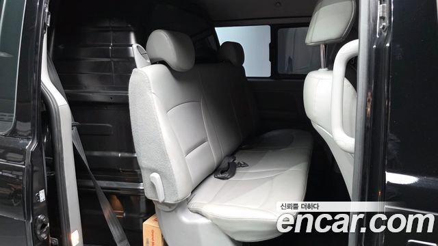 Hyundai Grand Starex Van 5-Seater Modern 2020 — фото 26