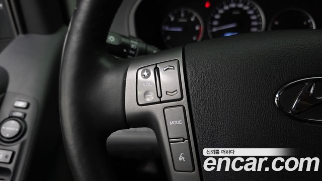 Hyundai Grand Starex Van 5-Seater Modern 2020 — фото 30