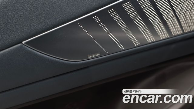 Genesis G80 (RG3) Gasoline 3.5 Turbo AWD 2023 — фото 35