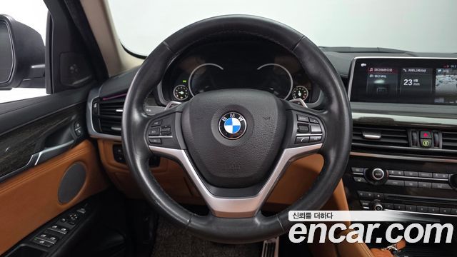 BMW X6 (F16) xDrive 30d 2018 — фото 13