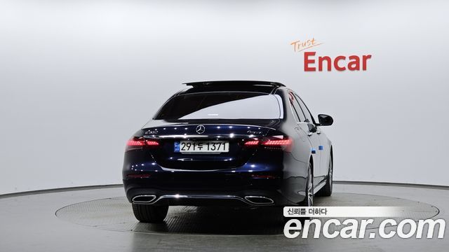 Mercedes-Benz E-Class (W213) E350 4MATIC AMG Line 2022 — фото 4