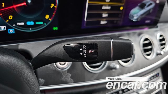 Mercedes-Benz E-Class (W213) E350 4MATIC AMG Line 2022 — фото 9