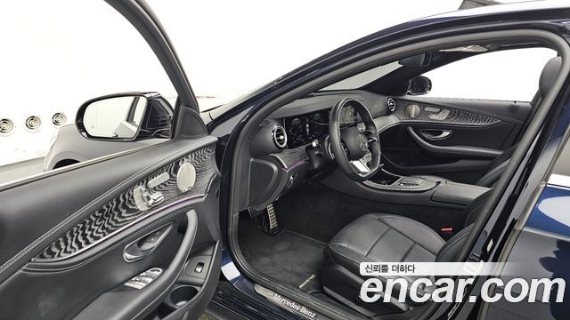 Mercedes-Benz E-Class (W213) E350 4MATIC AMG Line 2022 — фото 10