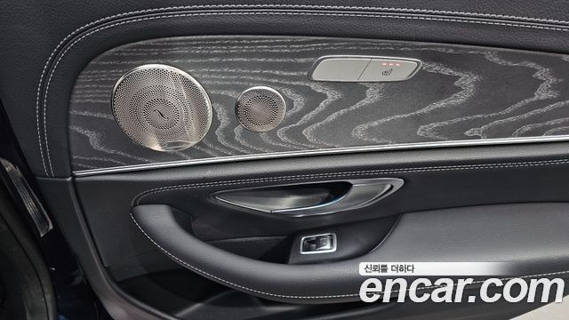 Mercedes-Benz E-Class (W213) E350 4MATIC AMG Line 2022 — фото 37