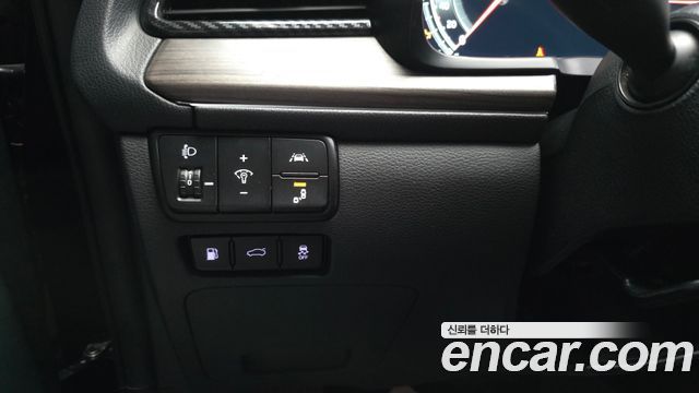 Kia K7 Premier 2.5 GDI Noblesse 2020 — фото 18