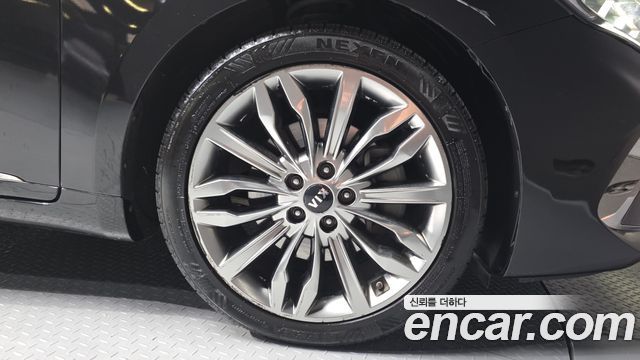 Kia K7 Premier 2.5 GDI Noblesse 2020 — фото 21