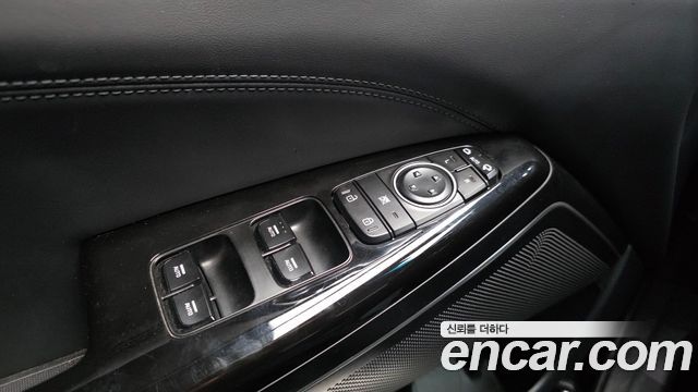 Kia K7 Premier 2.5 GDI Noblesse 2020 — фото 27