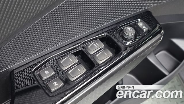 KG Mobility (SsangYong) Very New Tivoli Gasoline 1.5 2WD V5 2020 — фото 12