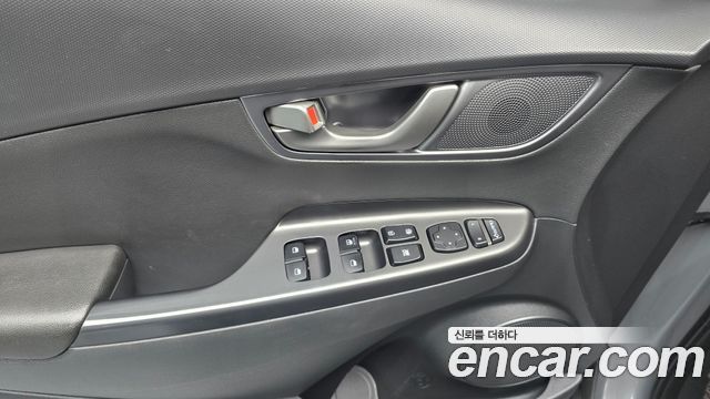 Hyundai Kona Electric Premium 2019 — фото 20