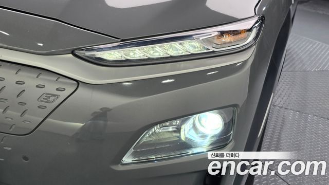 Hyundai Kona Electric Premium 2019 — фото 22