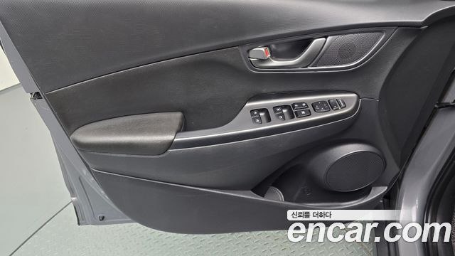 Hyundai Kona Electric Premium 2019 — фото 24