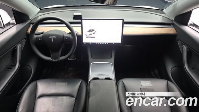 Tesla Model Y Long Range AWD 2021 — фото 7