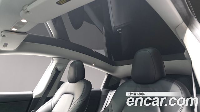 Tesla Model Y Long Range AWD 2021 — фото 21