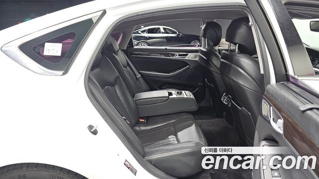 Genesis G80 3.3 GDI AWD Premium Luxury 2017 — фото 11