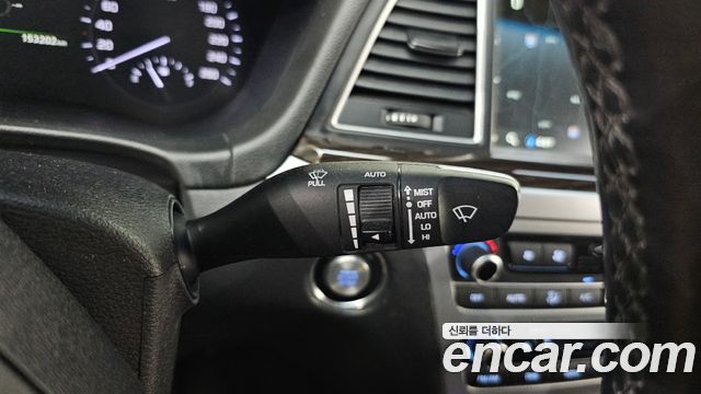 Genesis G80 3.3 GDI AWD Premium Luxury 2017 — фото 28