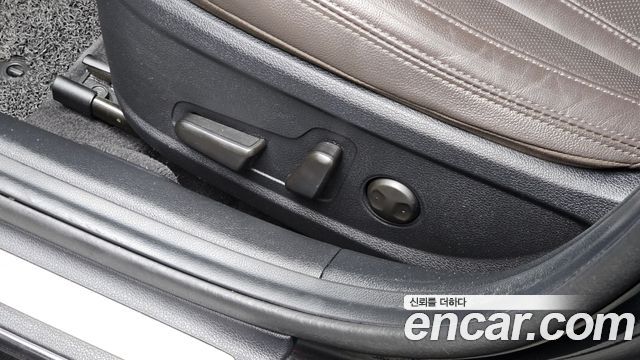 Hyundai Grandeur (IG) 3.0 LPi Premium Choice 2020 — фото 31