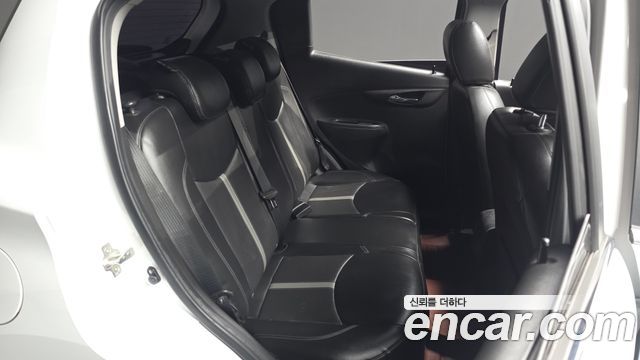 Chevrolet Spark My Fit Edition Premier 2019 — фото 11
