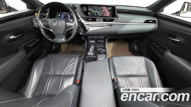 Lexus ES300h (VII) Luxury 2020 — фото 7