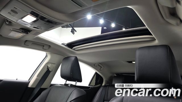 Lexus ES300h (VII) Luxury 2020 — фото 23