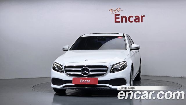 Mercedes-Benz E-Class (W213) E220d Avantgarde 2017 — фото 3