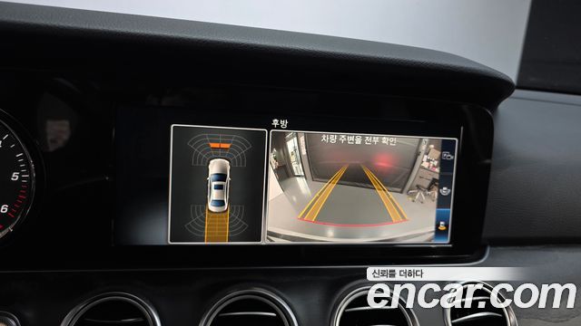 Mercedes-Benz E-Class (W213) E220d Avantgarde 2017 — фото 15