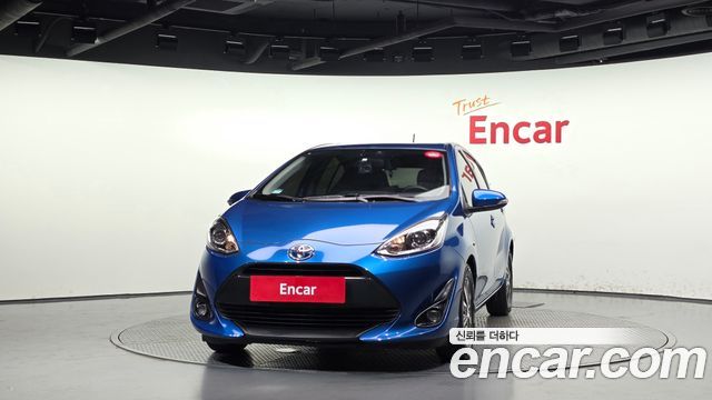 Toyota Prius C 1.5 2019 — фото 3