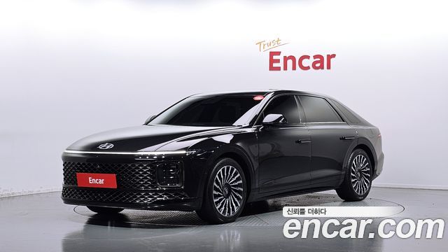 Hyundai Grandeur (GN7) 2,5 Gasoline 2WD Calligraphy 2023 — фото 1