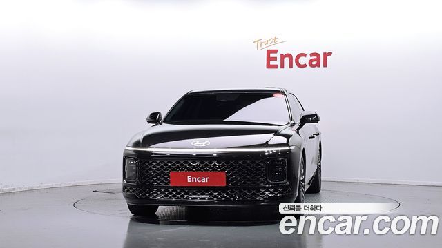 Hyundai Grandeur (GN7) 2,5 Gasoline 2WD Calligraphy 2023 — фото 3