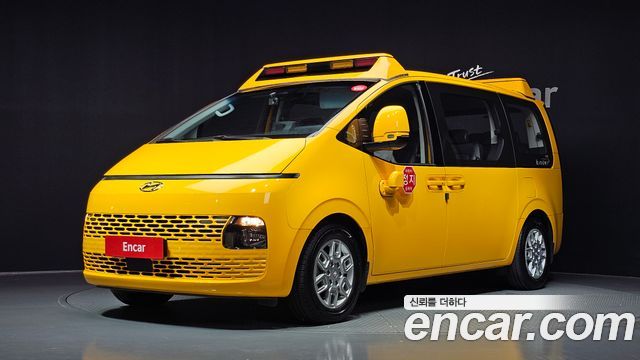 Hyundai Staria L3.5  Kinder Safety Car 11-Seater 2022 — фото 1