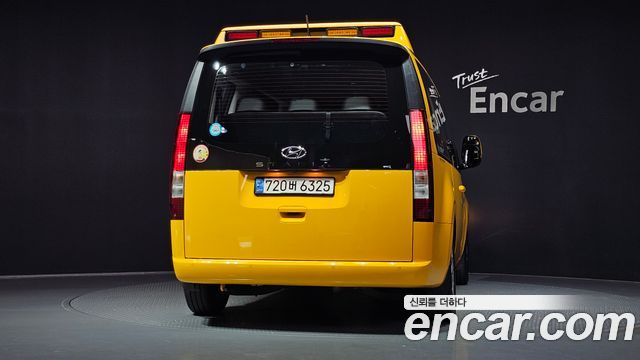 Hyundai Staria L3.5  Kinder Safety Car 11-Seater 2022 — фото 4
