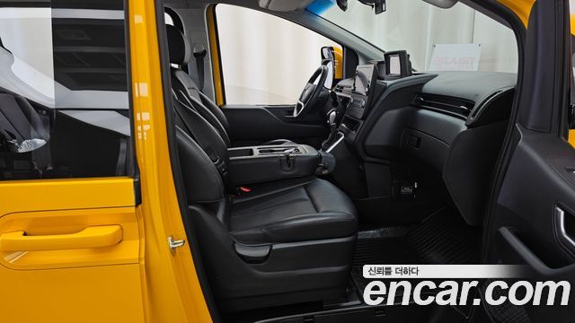 Hyundai Staria L3.5  Kinder Safety Car 11-Seater 2022 — фото 11