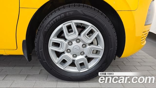 Hyundai Staria L3.5  Kinder Safety Car 11-Seater 2022 — фото 21