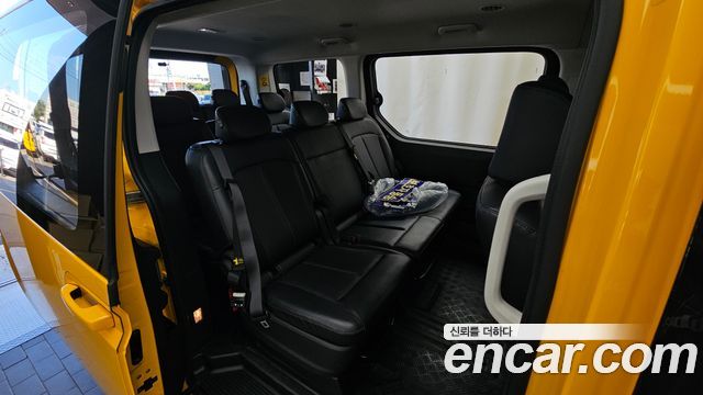 Hyundai Staria L3.5  Kinder Safety Car 11-Seater 2022 — фото 31