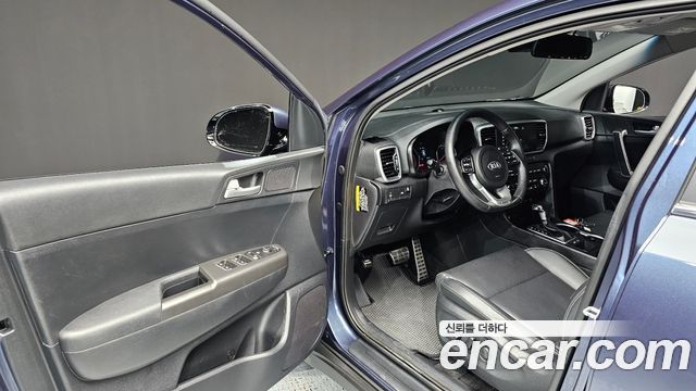 Kia Sportage The Bold Diesel 2.0 2WD Prestige 2020 — фото 10