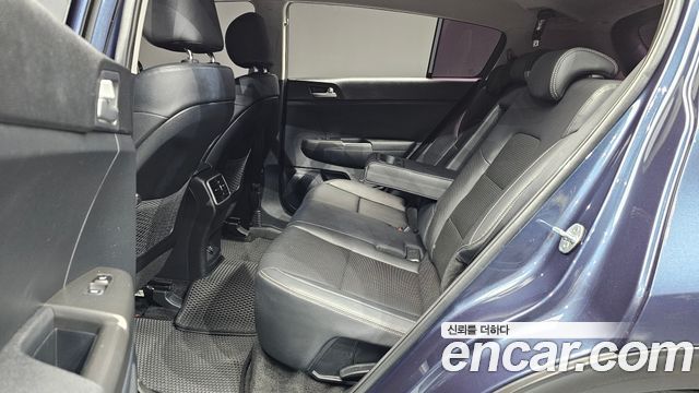 Kia Sportage The Bold Diesel 2.0 2WD Prestige 2020 — фото 11