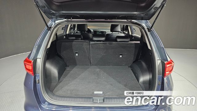 Kia Sportage The Bold Diesel 2.0 2WD Prestige 2020 — фото 20