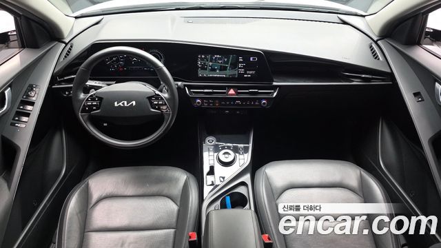 Kia Niro EV Air 2023 — фото 7