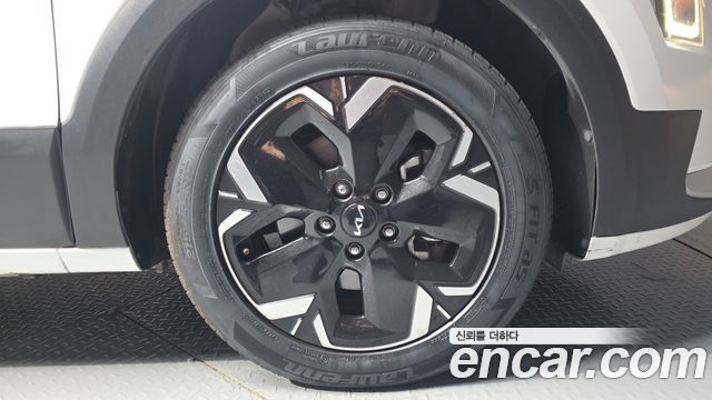 Kia Niro EV Air 2023 — фото 21